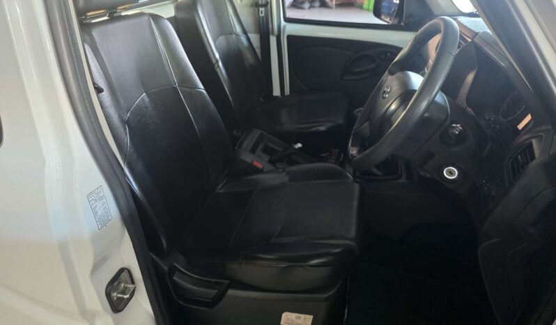 2025 Mahindra 2.2 Mhawk S4 Singlecab 4×2 A/Con for sale at Mosselbaai Motors full