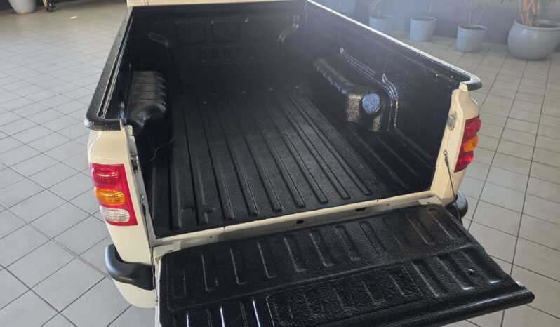 2025 Mahindra 2.2 Mhawk S4 Singlecab 4×2 A/Con for sale at Mosselbaai Motors full