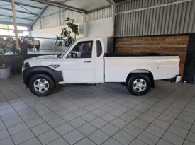 2025 Mahindra 2.2 Mhawk S4 Singlecab 4×2 A/Con for sale at Mosselbaai Motors