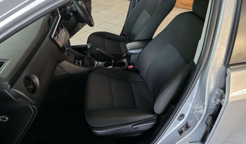 2023 Toyota Corrolla Quest Plus 1.8 Manual for sale at Mosselbaai Motors full